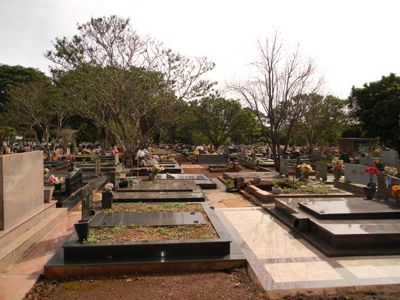 Floricultura e Cemitrio Municipal de Campo Mouro