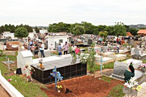 Floricultura e Cemitrio Municipal de Dourados