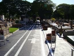 Floricultura e Cemitrio Municipal de Ourinhos