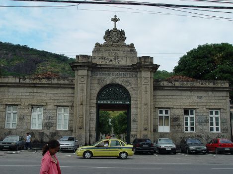 Floricultura e Cemitrio So Joo Batista